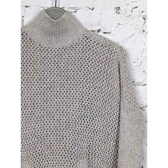 ANN TAYLOR LOFT Waffle Knit Kangaroo Pocket Oversized Dolman Sweater XS - Picture 2 of 6